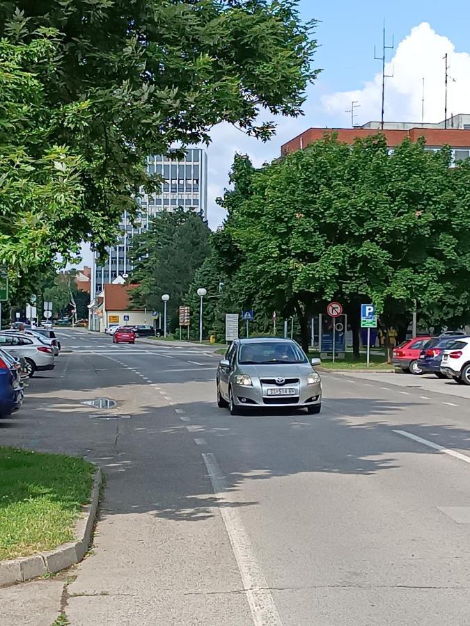 Apartman Vervis Varaždin Esterno foto